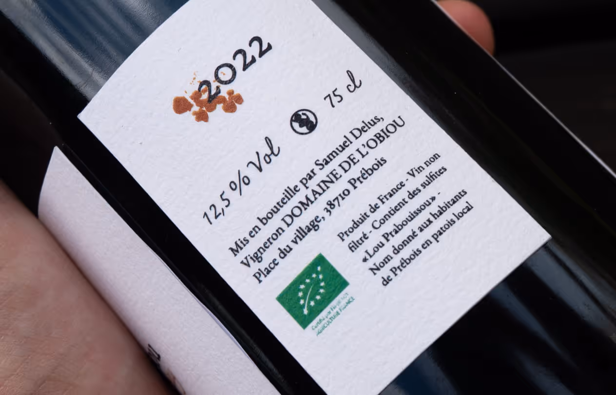 Zoom sur étiquette, description de la bouteille Lou Prabouissou